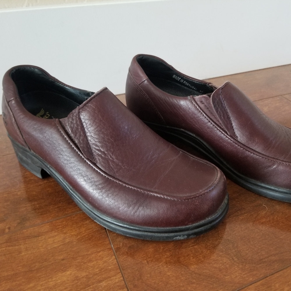 Women's DANSKO brown shoes size 37